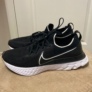 Nike Men's React Infinity Run Flyknit 3 Running Shoes